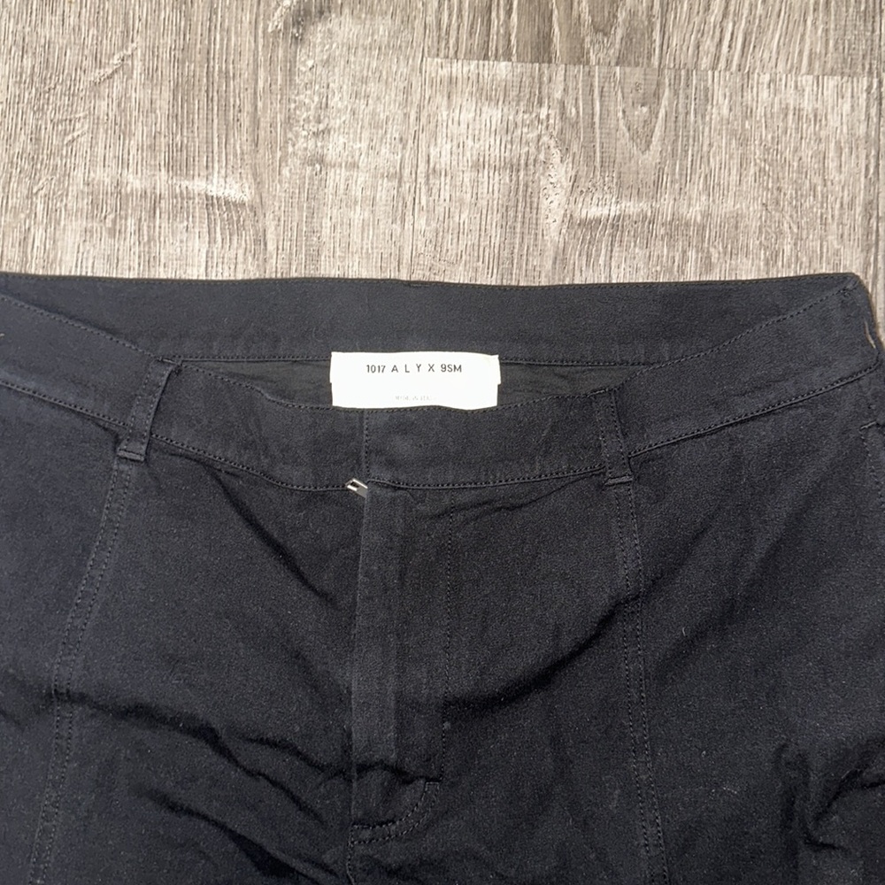 1017 ALYX 9SM - Picture 2 of 3